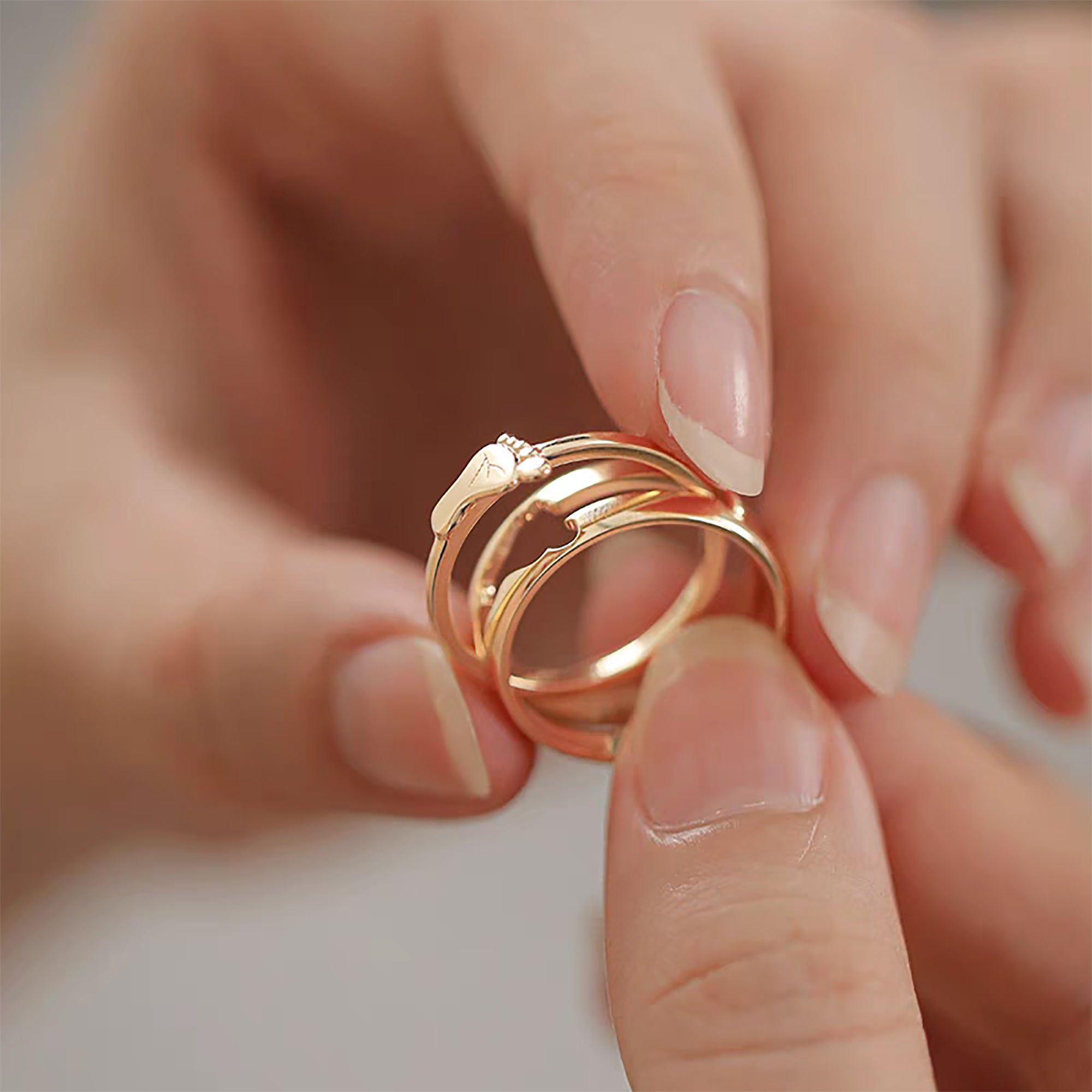 Gift the Sparkle Symphony Footprint Ring Set