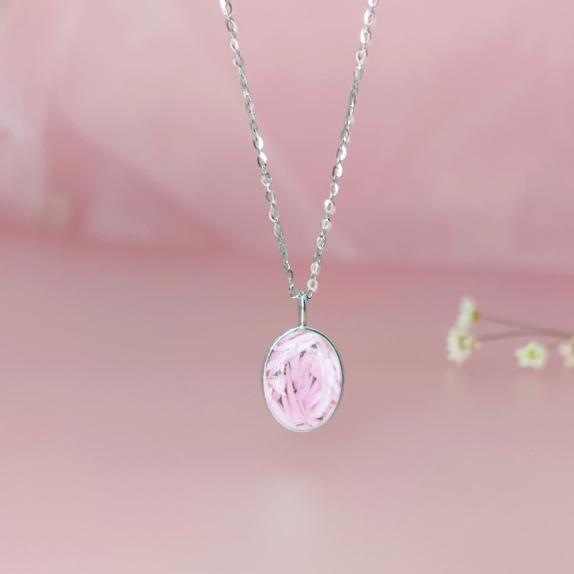 Elegant Pregnancy Test Necklace: A Symbol of Love