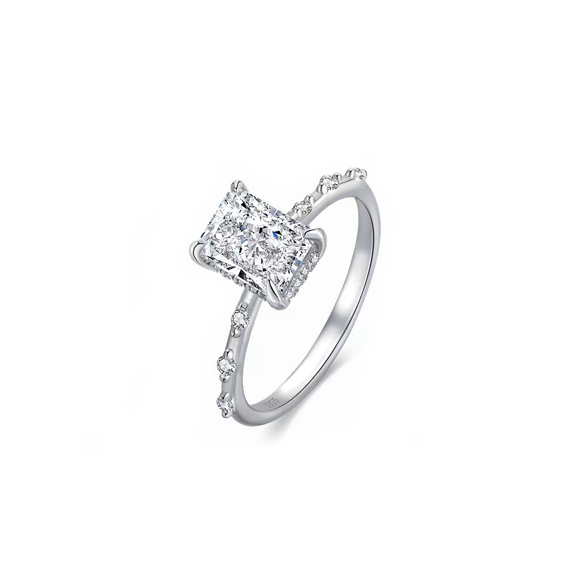 Elegant Moissanite Ashes Ring - Perfect Gift of Remembrance