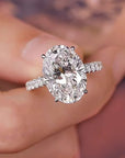 Personalized Moissanite Ashes Ring for Lasting Memories