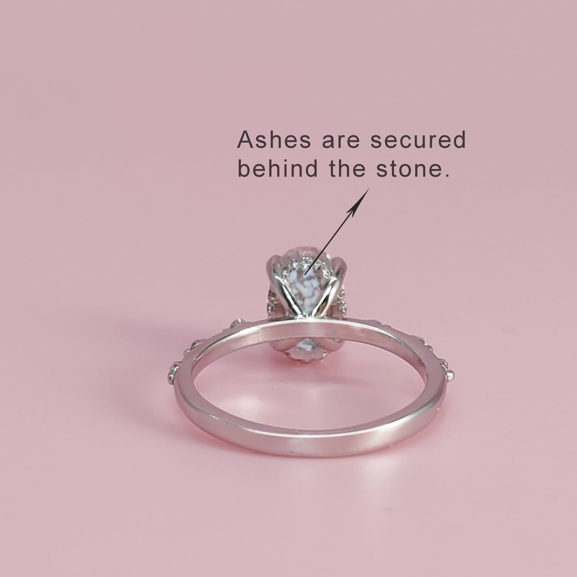 Aurora Moissanite Ashes Ring: Timeless Love Reminder