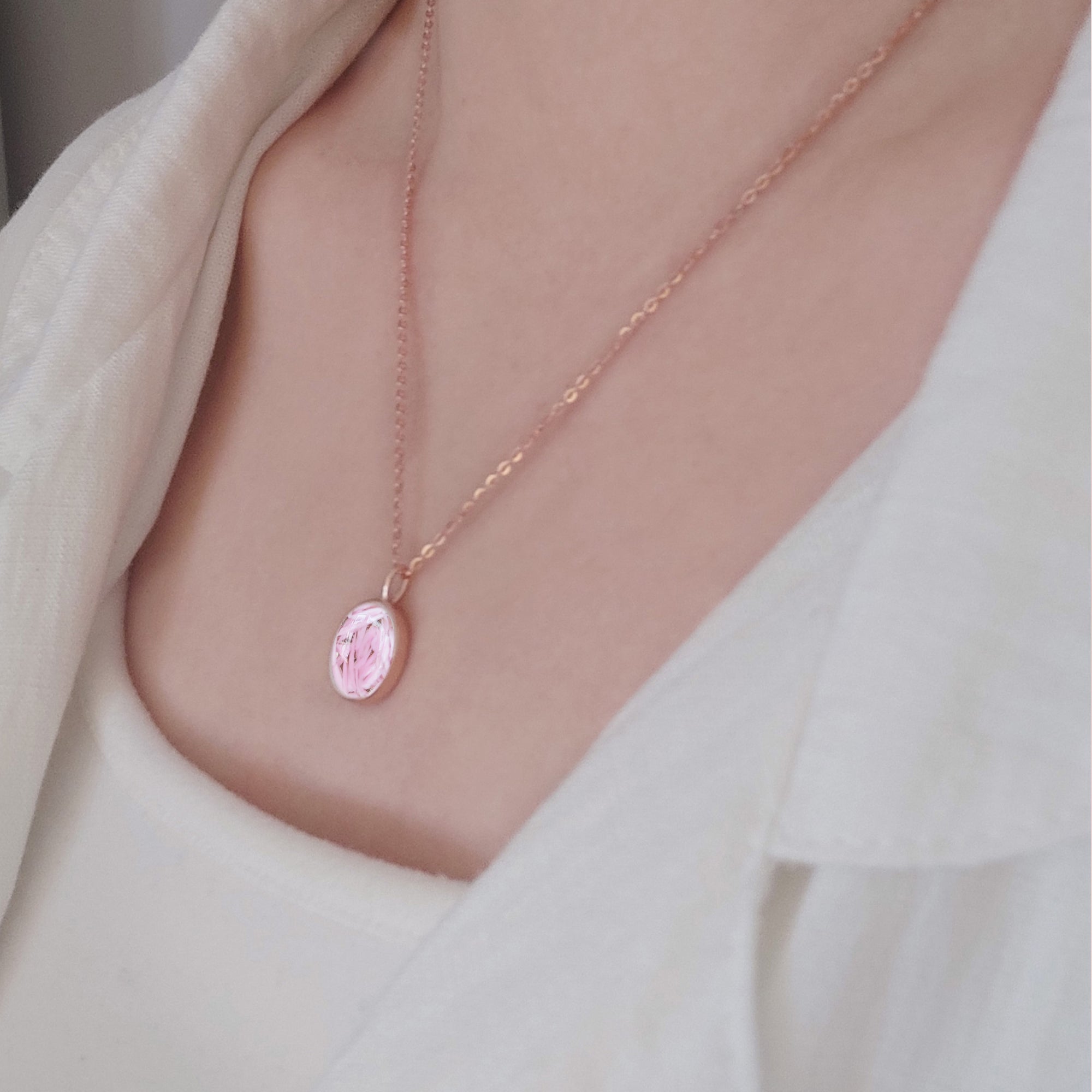 Elegant Pregnancy Test Necklace: A Symbol of Love