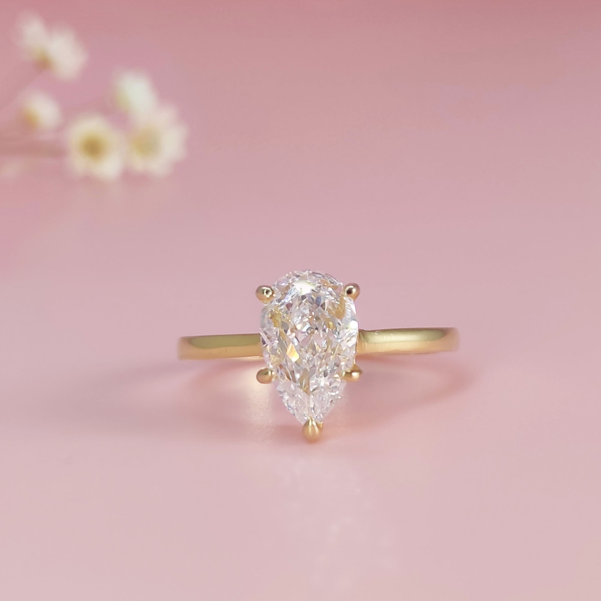 Luminous Lily Ashes Ring: Thoughtful Gift for Loved Ones