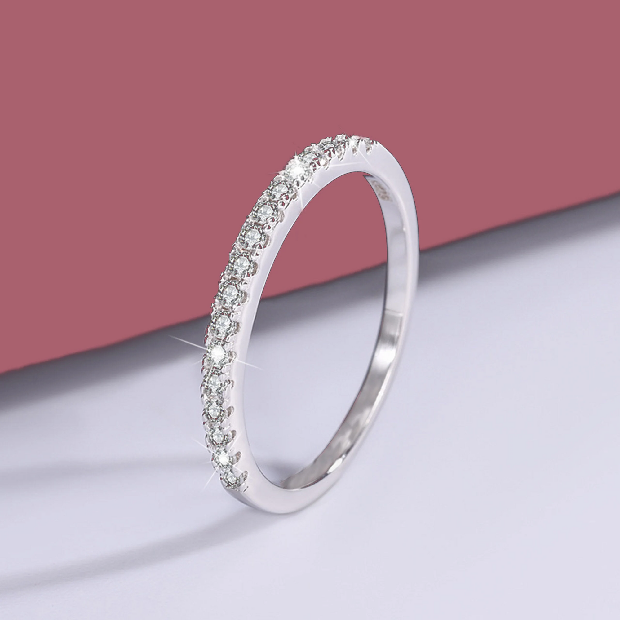 Personalized Ashes Ring: Elegant Spark Keepsake Jewelry
