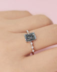 Elegant Moissanite Ashes Ring - Perfect Gift of Remembrance