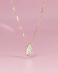 Gota de Serenidad: Collar de Cenizas