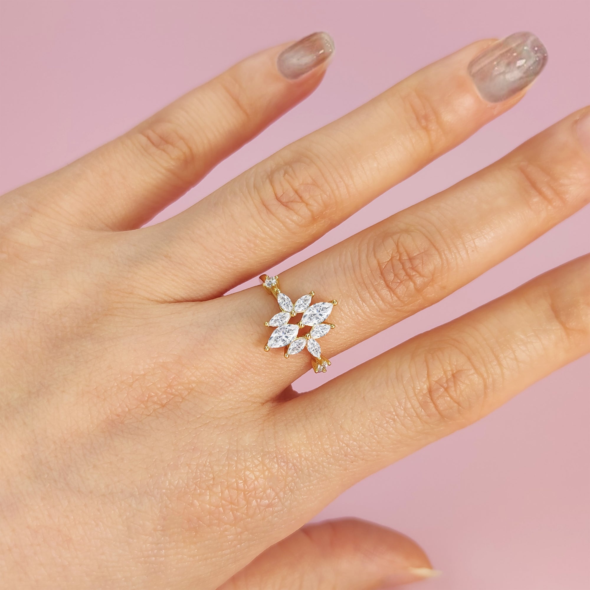 Handcrafted Celestia Ashes Ring - A Unique Keepsake