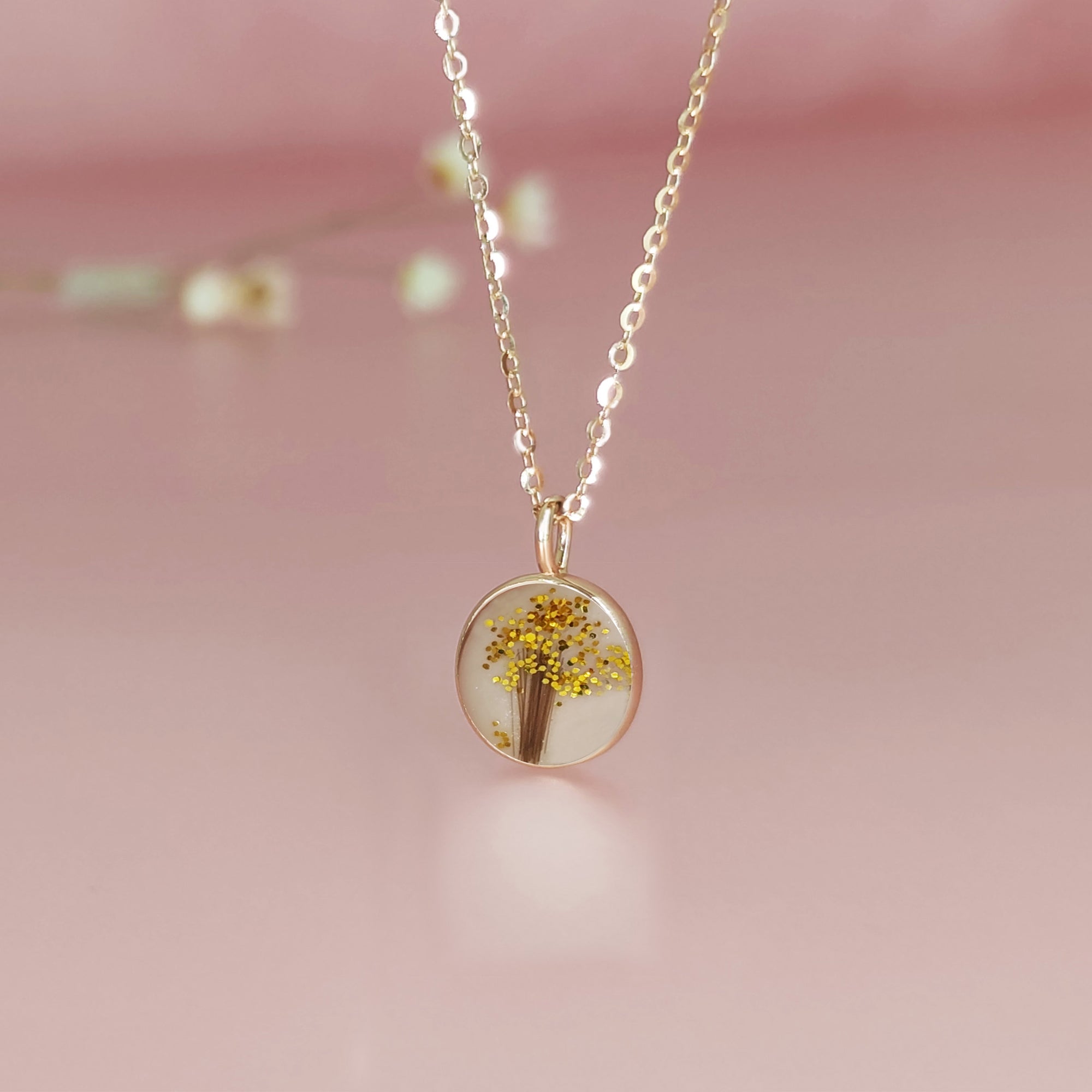 Custom Breastmilk Necklace: A Unique Keepsake