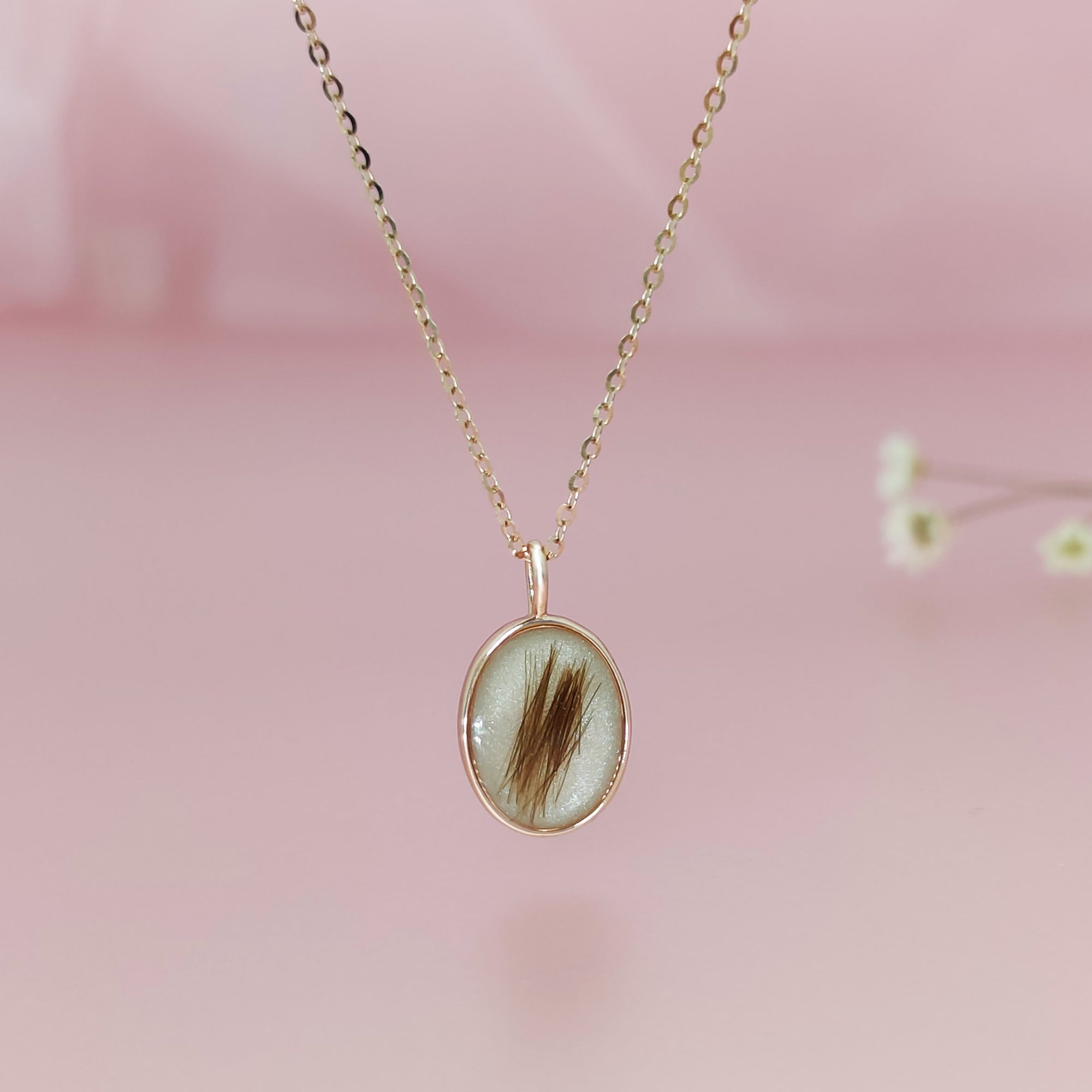 Heartfelt Gift: Oval Hair & Fur Gold Necklace