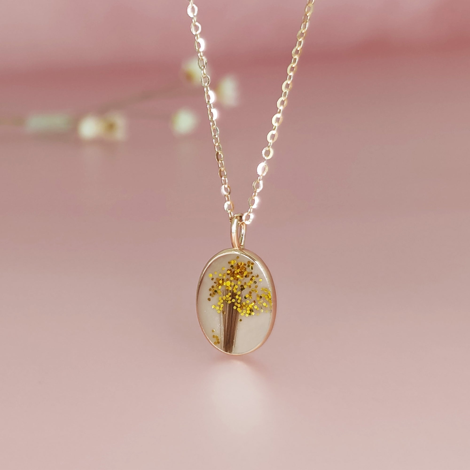 Heartfelt Gift: Oval Hair & Fur Gold Necklace