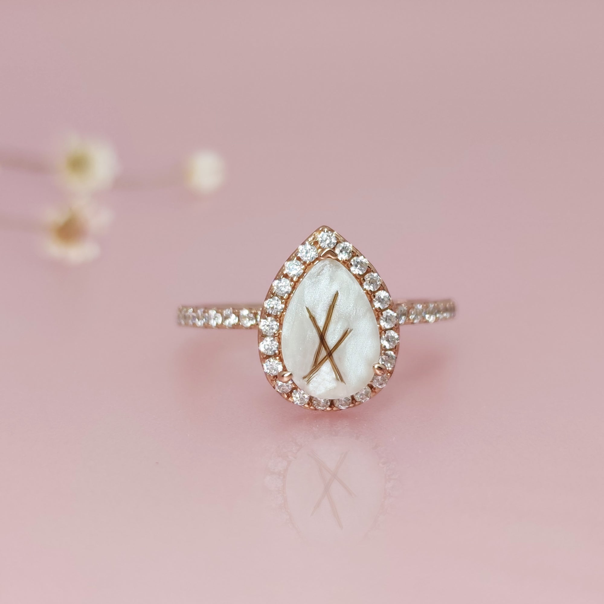 Memorial Teardrop Pet Hair Gold Ring - Unique Keepsake