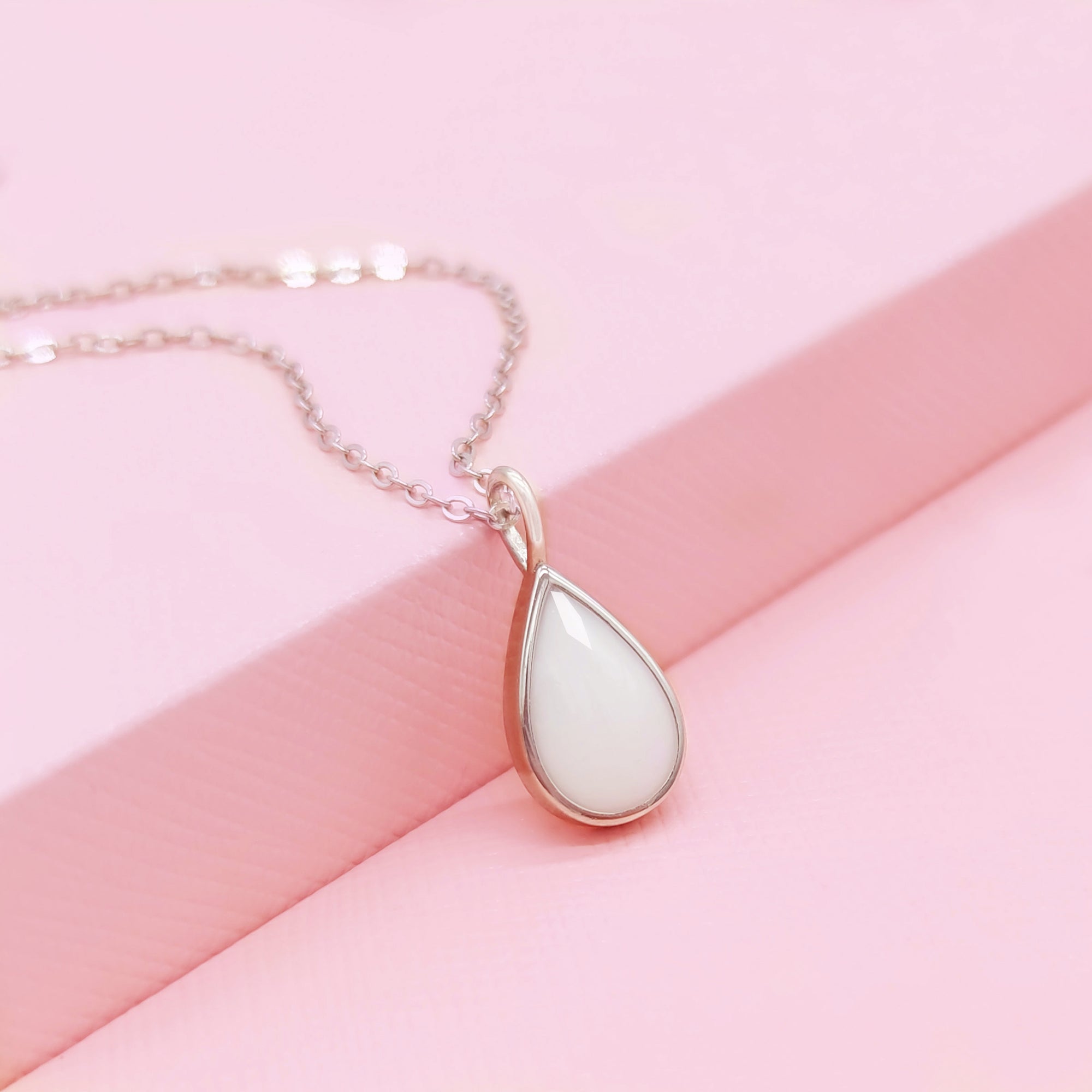 Milky Drop Breastmilk Necklace: A Memorial Keepsake