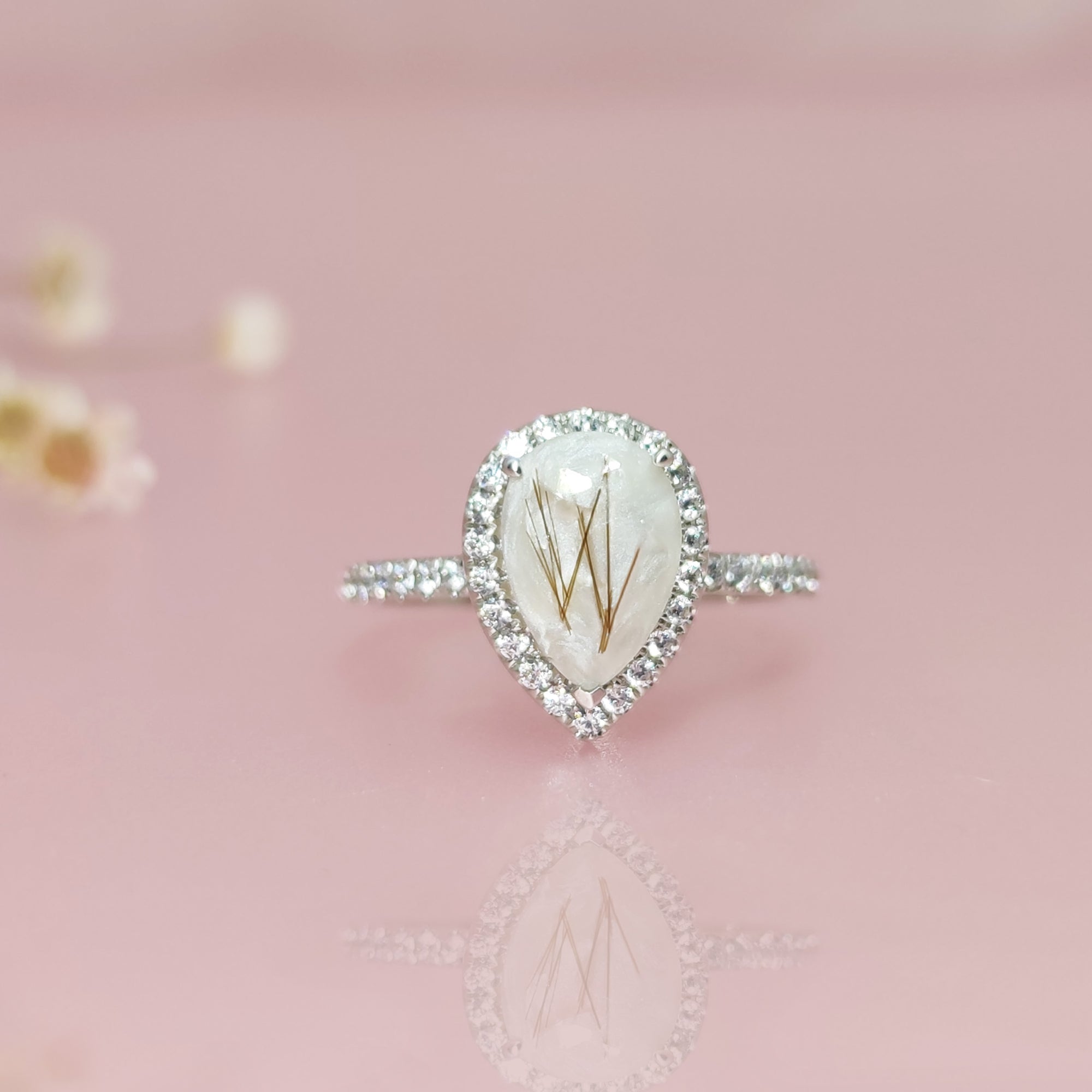 Memorial Teardrop Pet Hair Gold Ring - Unique Keepsake