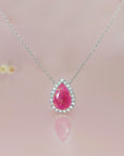 Love in Every Petal: Teardrop Flower Halo Necklace