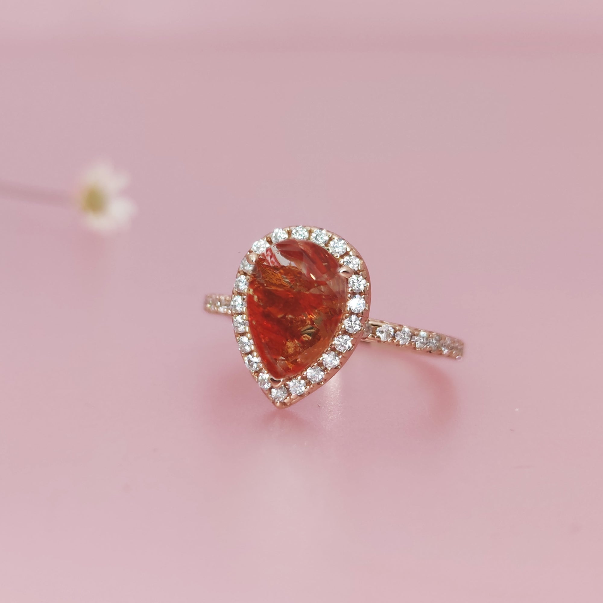 Teardrop Floral Gold Ring for Love's Memories