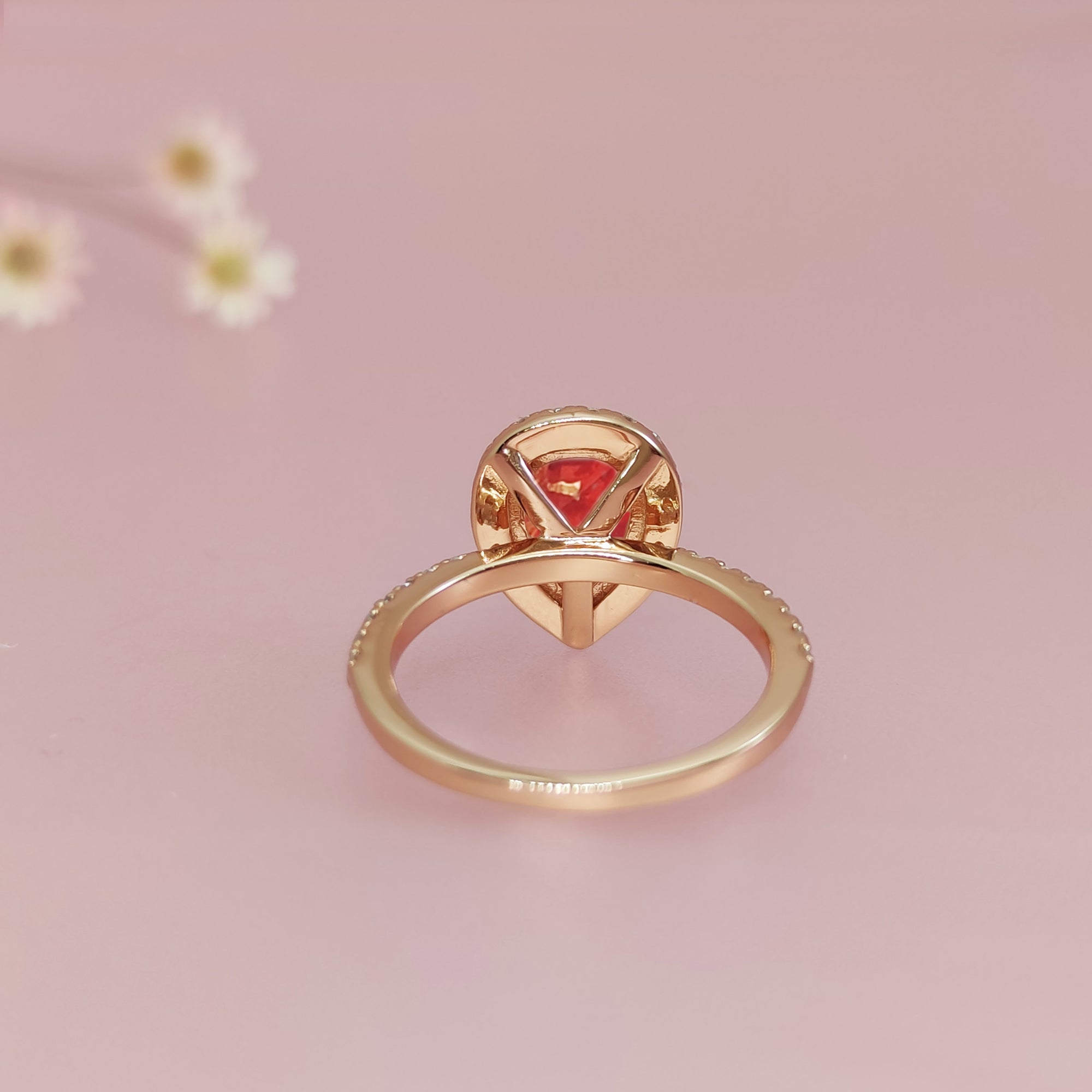 Teardrop Floral Gold Ring for Love's Memories
