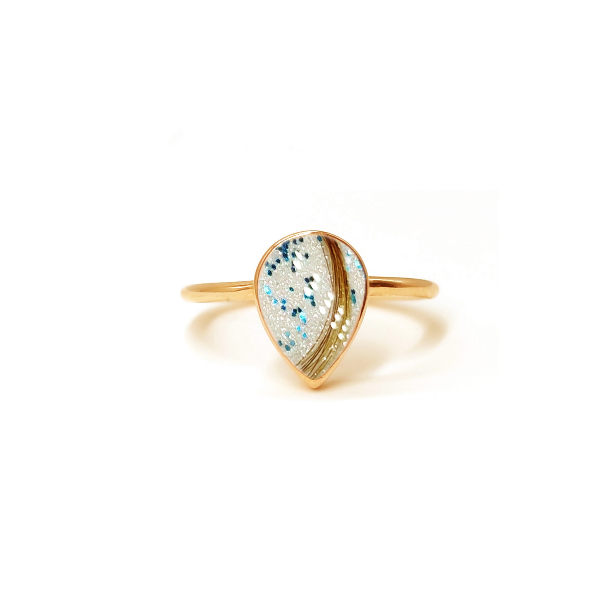 Handcrafted Teardrop Pet Hair Gold Ring