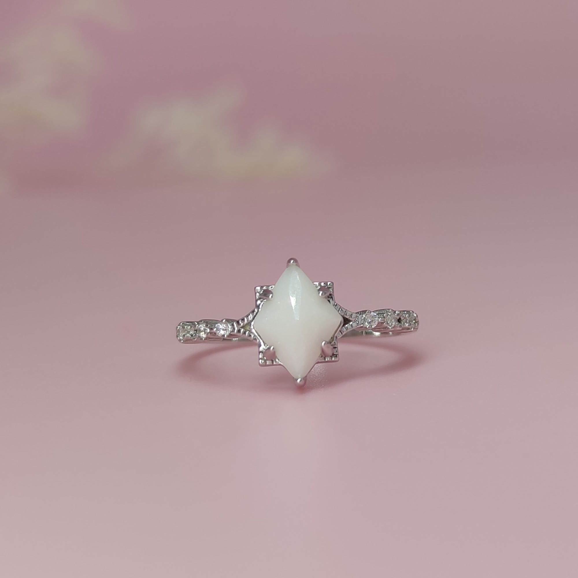 Handcrafted Breastmilk Ring DIY Kit in Silver & Gold