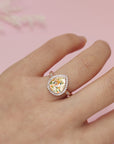 Teardrop Love Ring: Eternal Petals in Gold