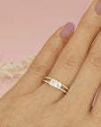 Radiant Bar Ashes Ring for Lasting Memories