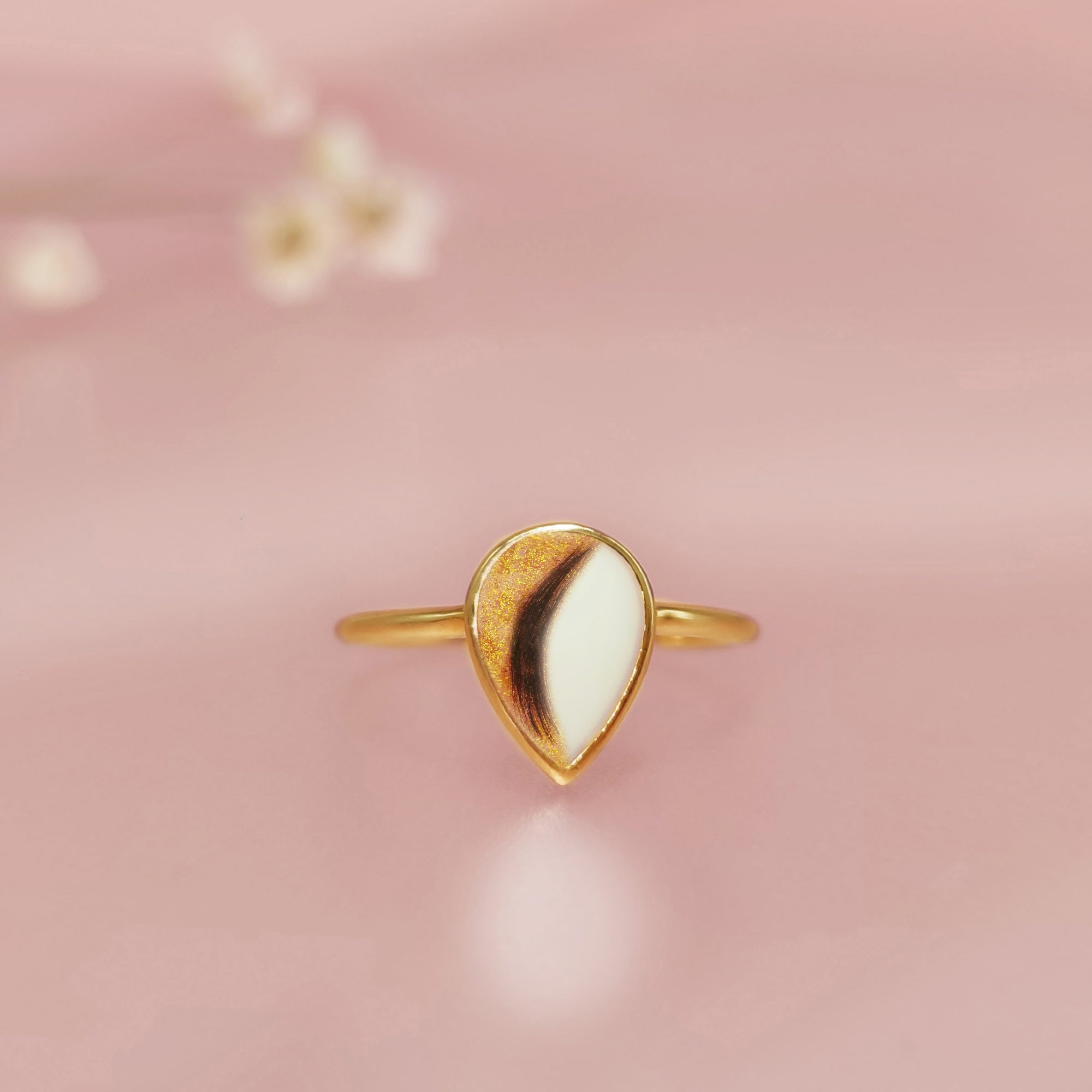 Handcrafted Teardrop Pet Hair Gold Ring