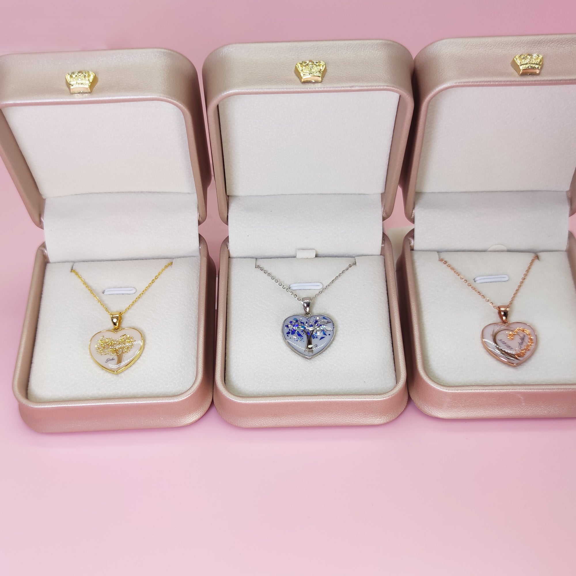 Heartfelt Gold Necklace: Love in Every Drop