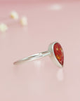 Teardrop Flower Ring: A Touch of Remembrance