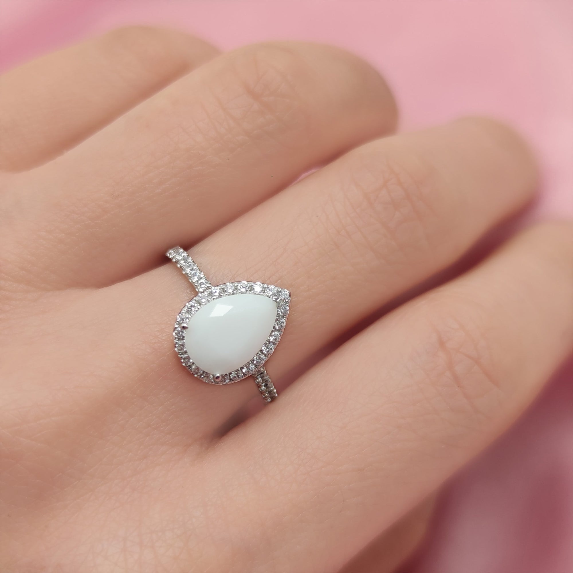 Memorial Breastmilk Ring: Nurture Drop Keepsake