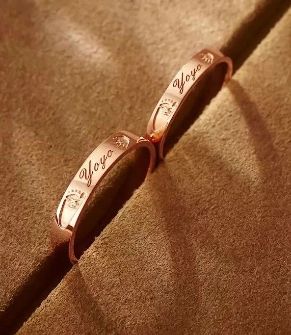 Memorial Solid Gold Footprint Ring for Cherished Memories