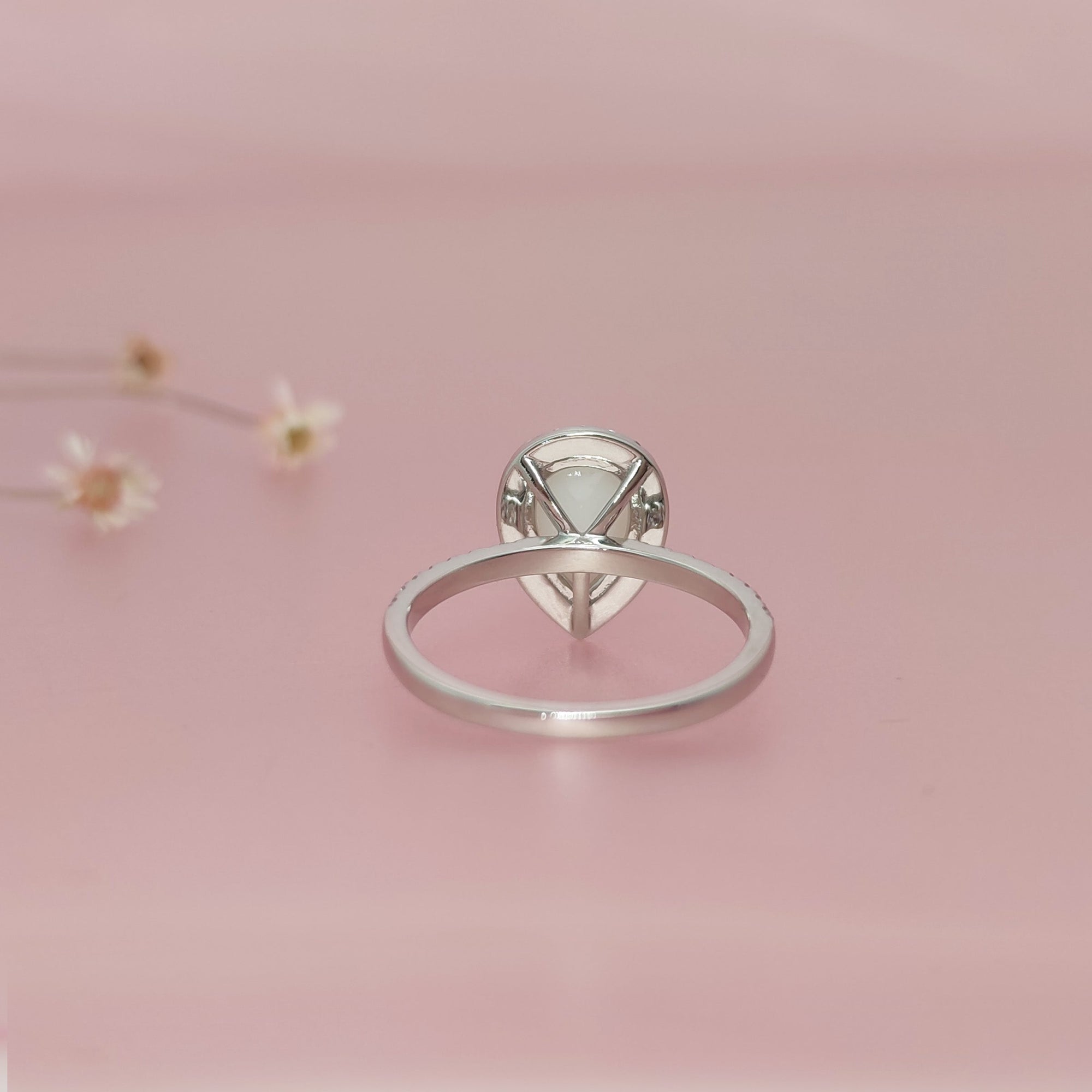 Memorial Breastmilk Ring: Nurture Drop Keepsake