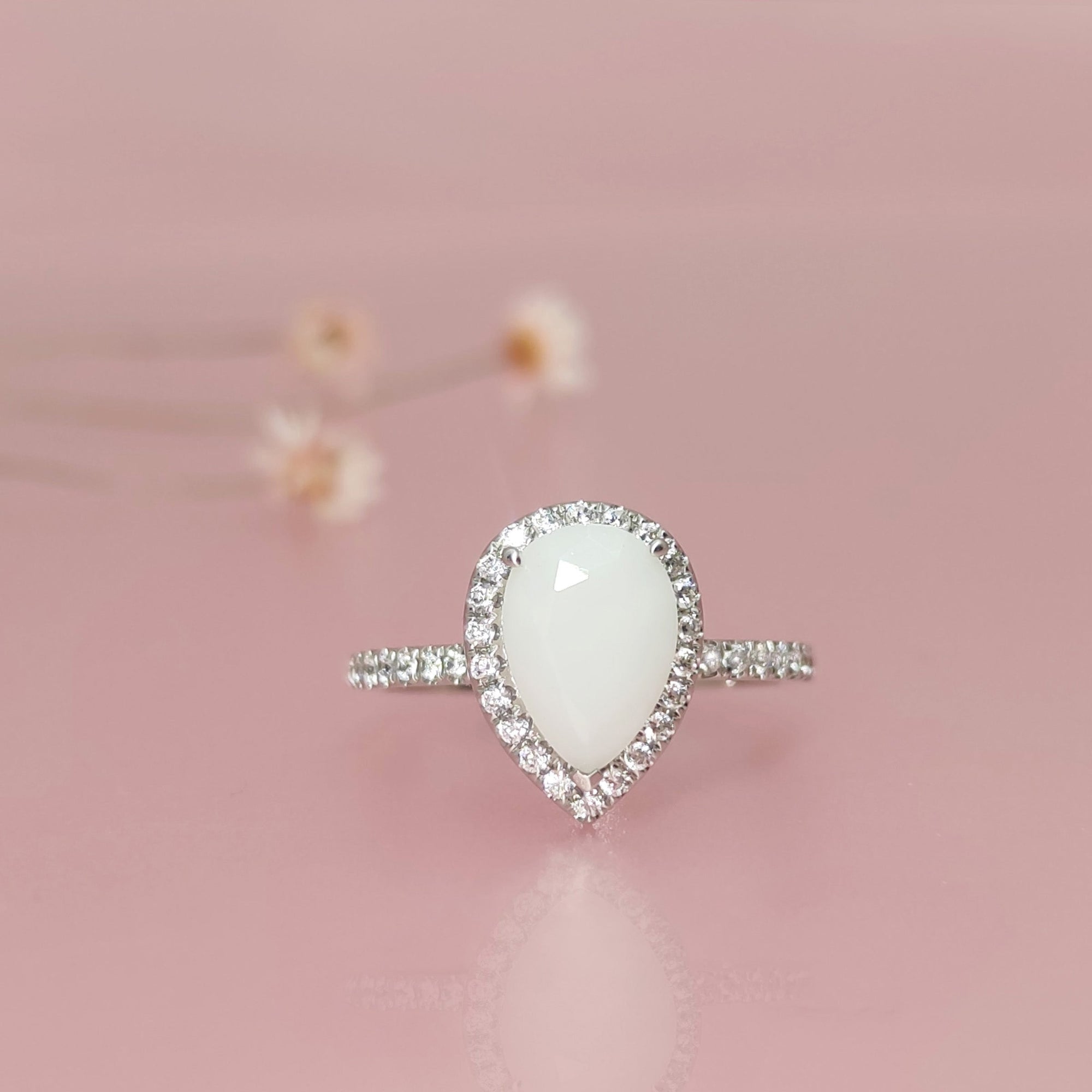 Memorial Breastmilk Ring: Nurture Drop Keepsake