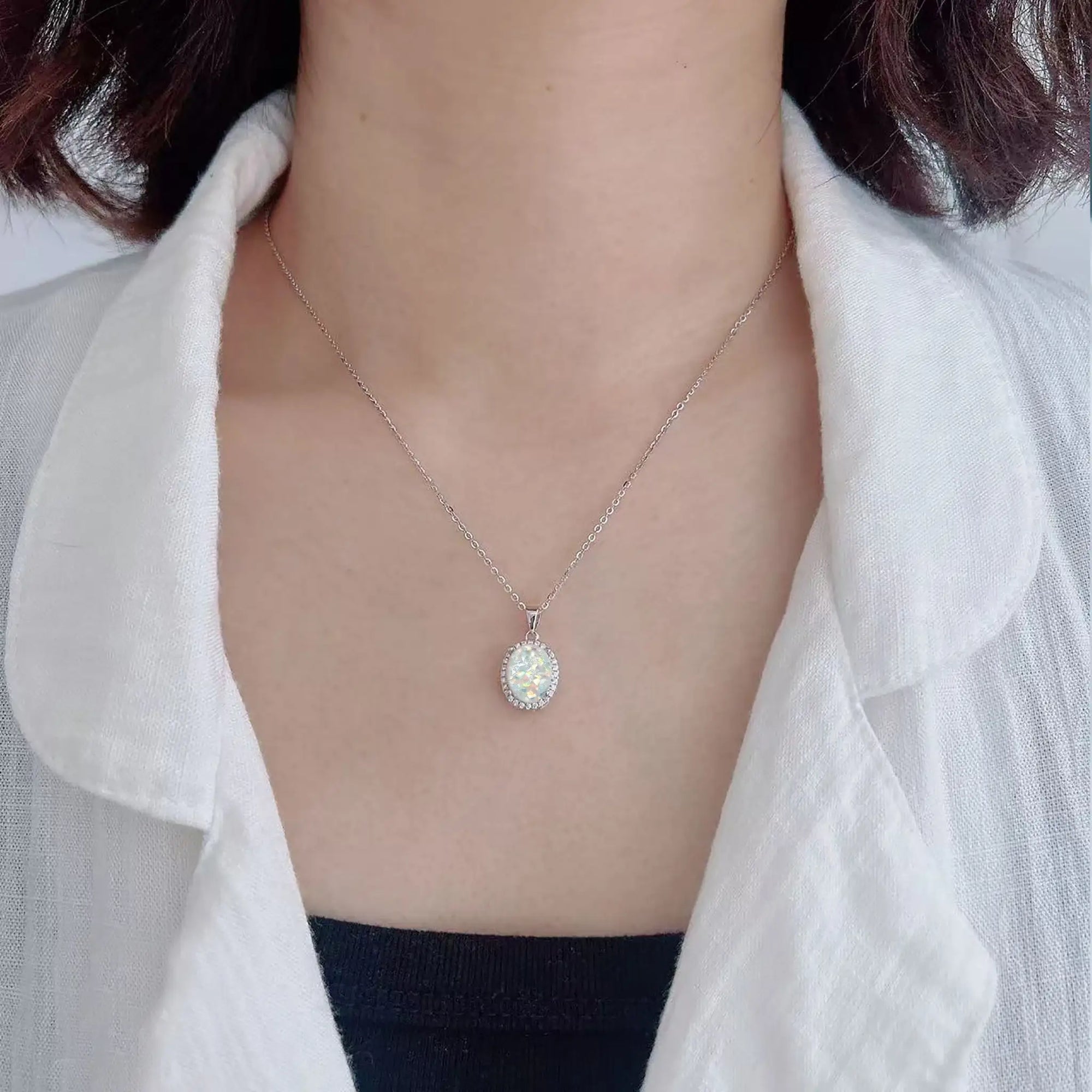 Handcrafted Oval Ashes Necklace for Lasting Memories