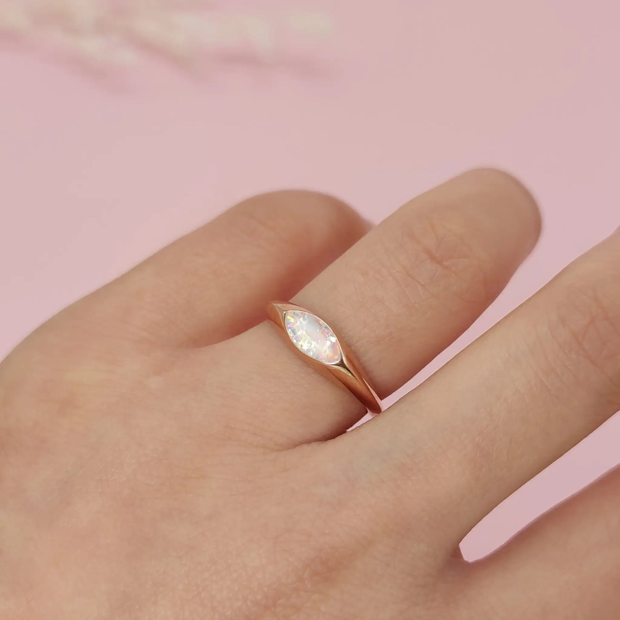 Eternal Embrace Ashes Ring | Memorial Jewelry