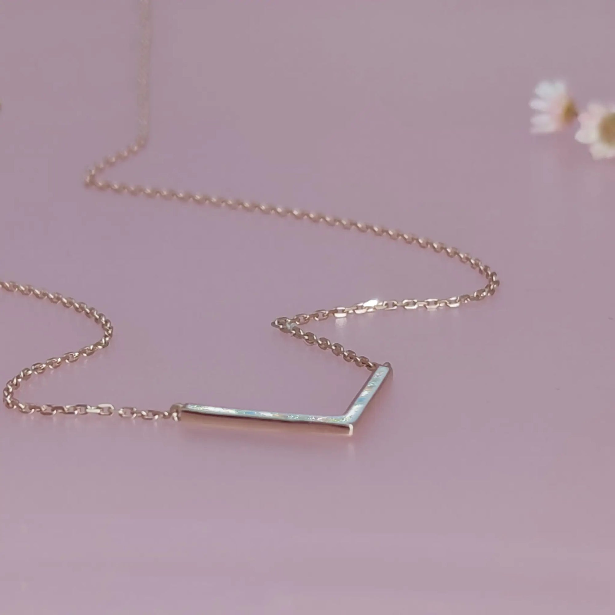 Personalized Ashes Necklace: Cherish Your Loved One