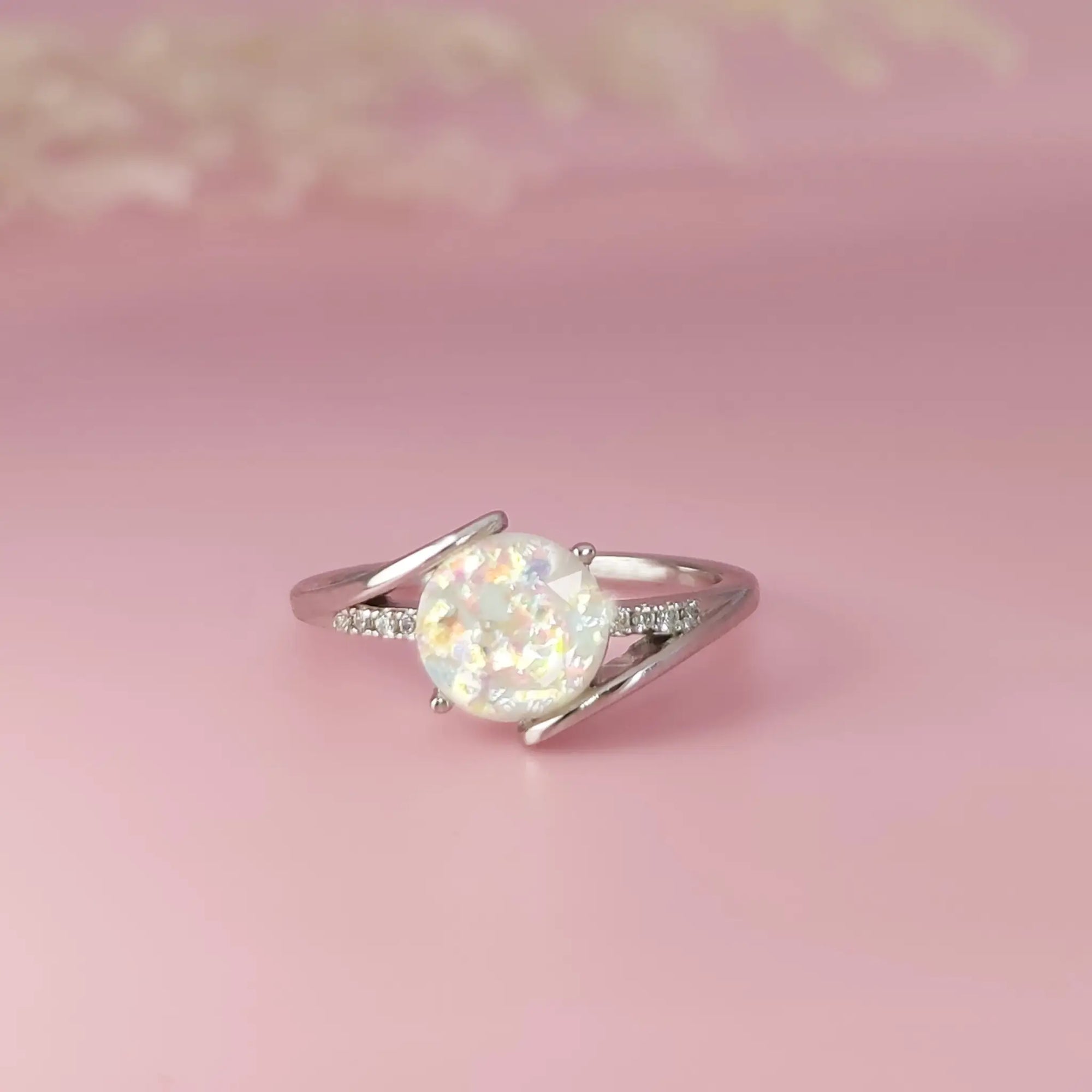 Personalized Swirl Ashes Ring for Lasting Memories