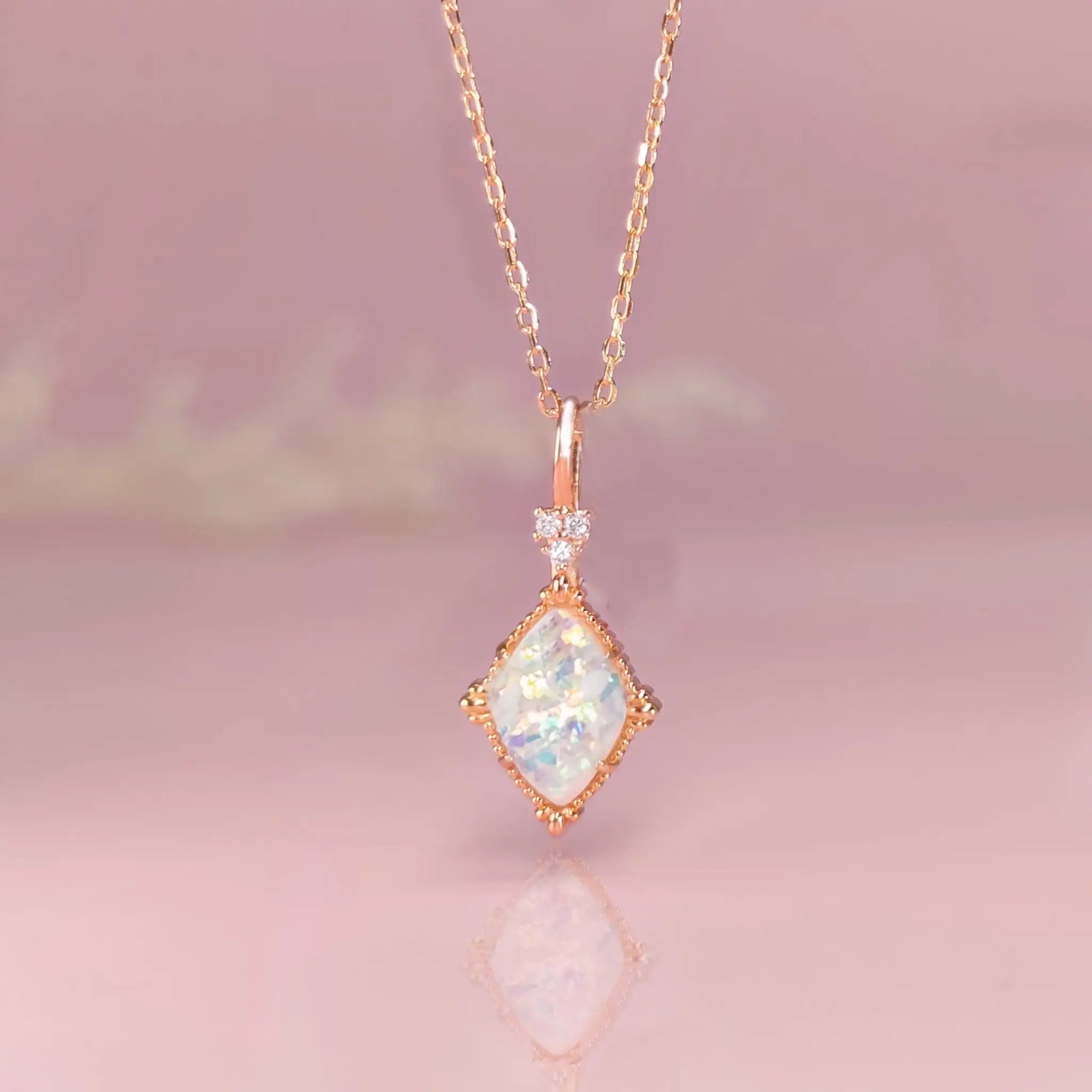 Meaningful Ashes Necklace - Perfect Gift of Remembrance