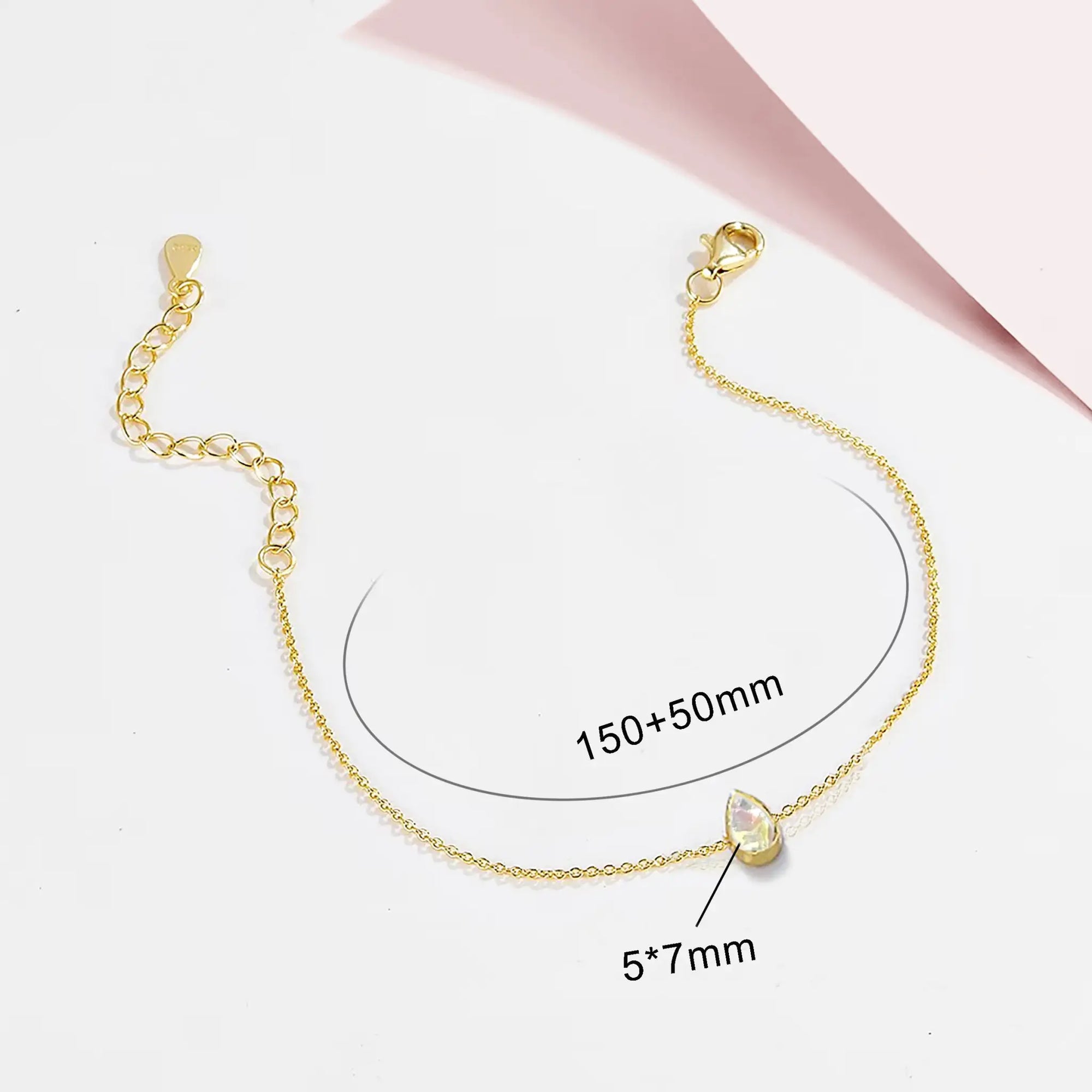 Soft Glow Gold Bracelet: A Symbol of Eternal Love