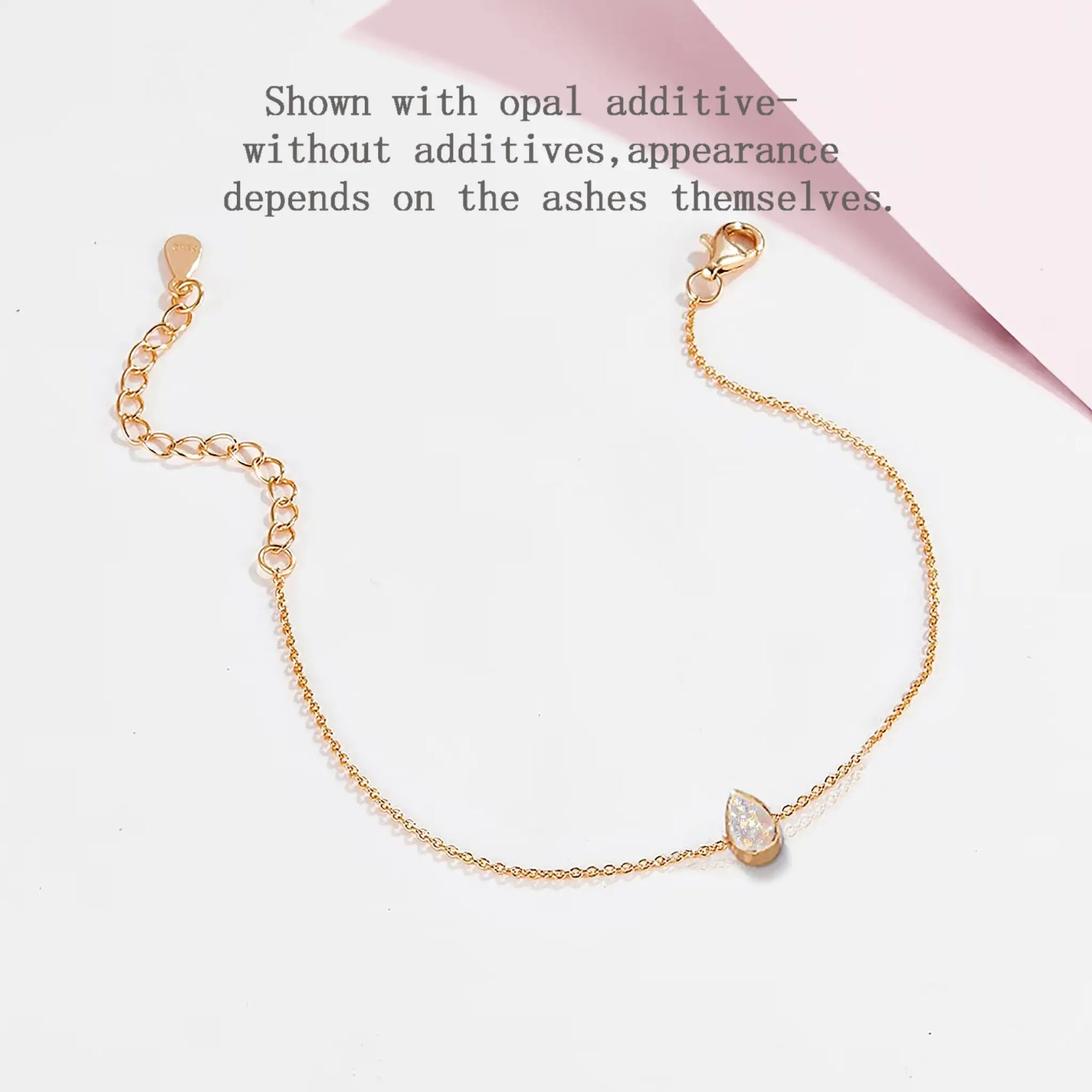 Soft Glow Gold Bracelet: A Symbol of Eternal Love