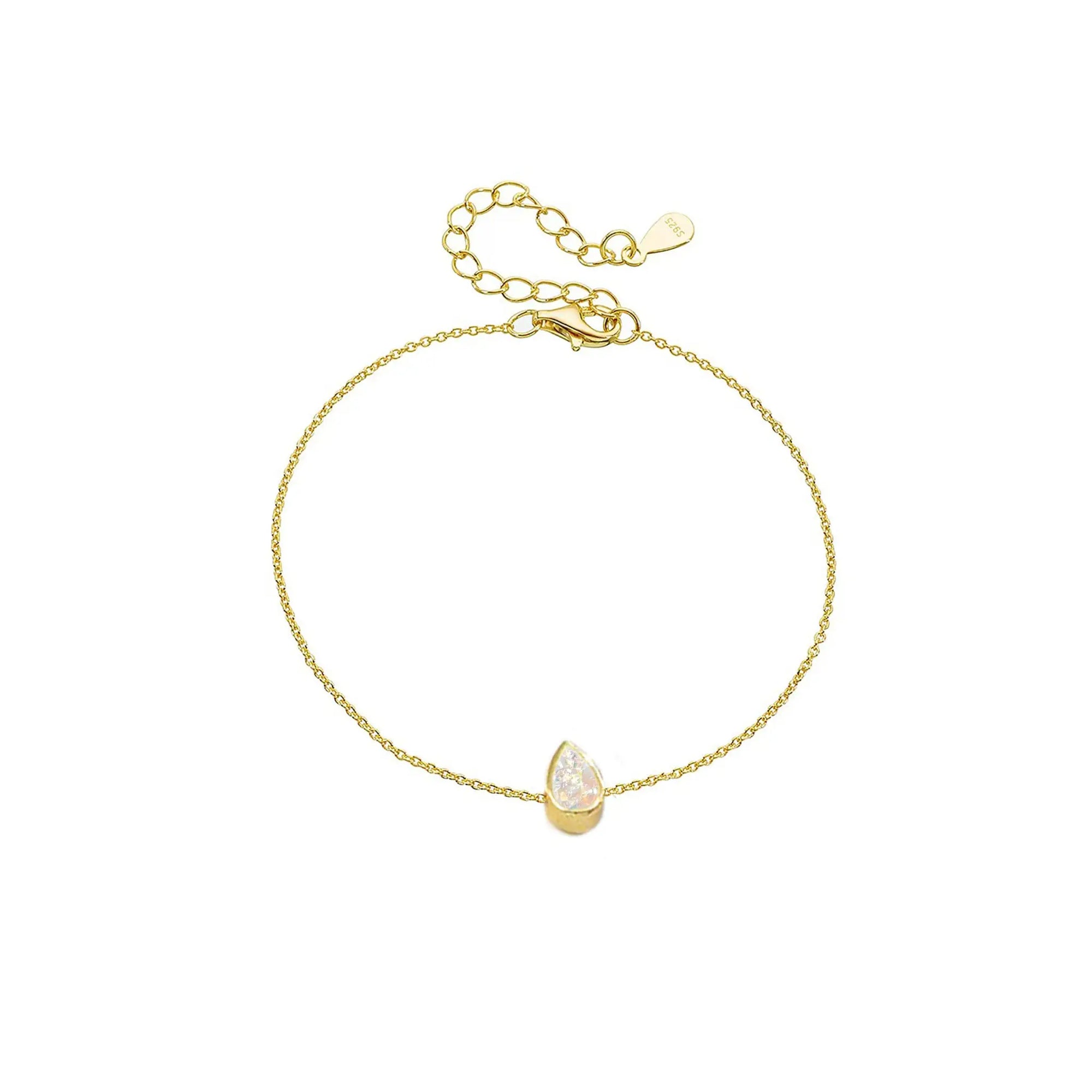 Soft Glow Gold Bracelet: A Symbol of Eternal Love