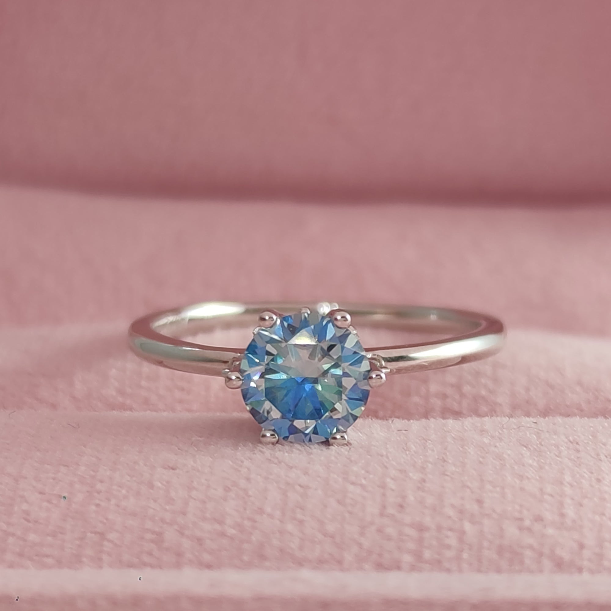 Ember of Presence: Round Cut Moissanite Ashes Ring