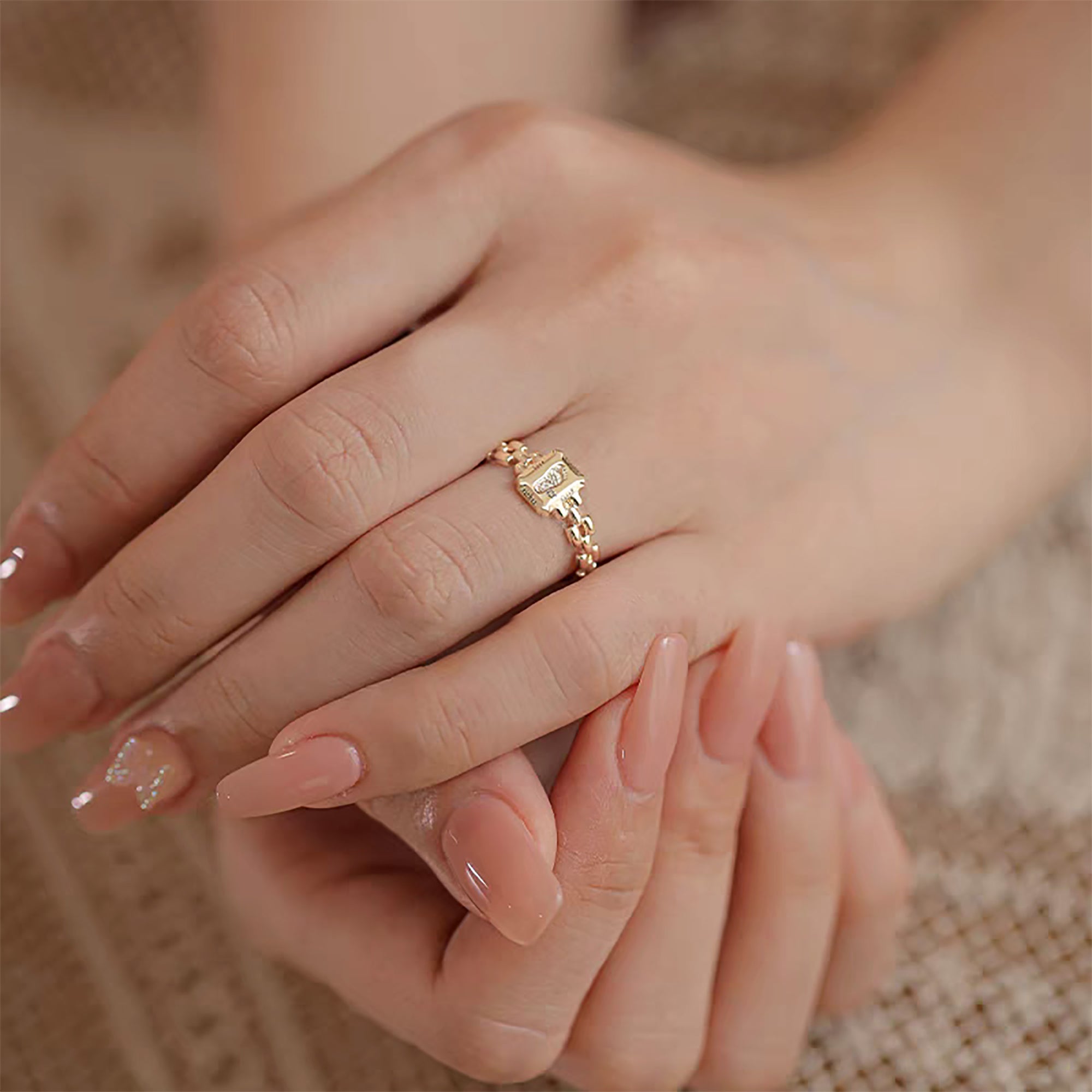 Golden Chain: Solid Gold Footprint Ring