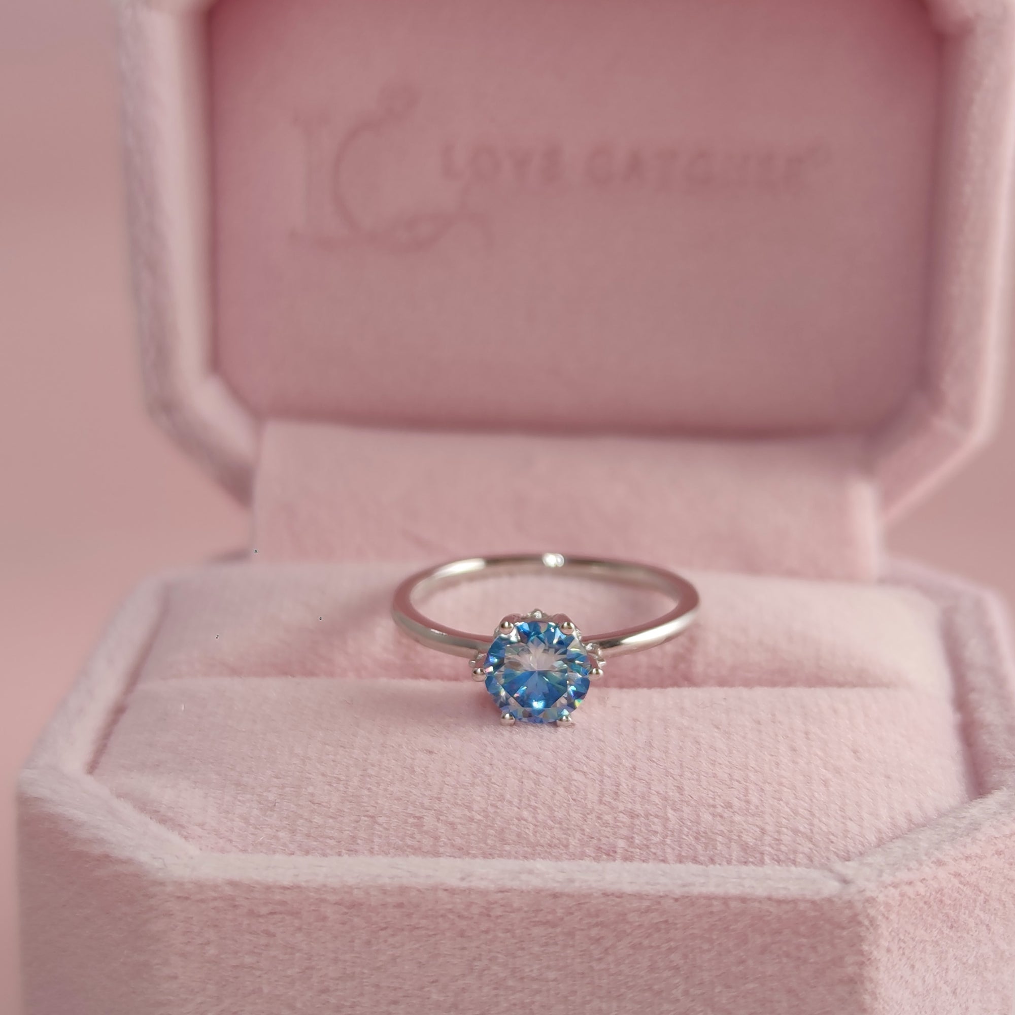 Ember of Presence: Round Cut Moissanite Ashes Ring