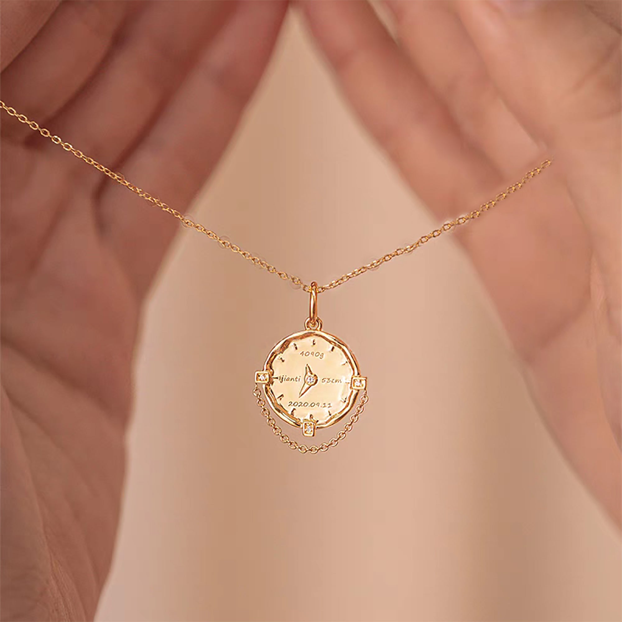 Vogue Cross-Tread:Solid Gold Footprint Necklace