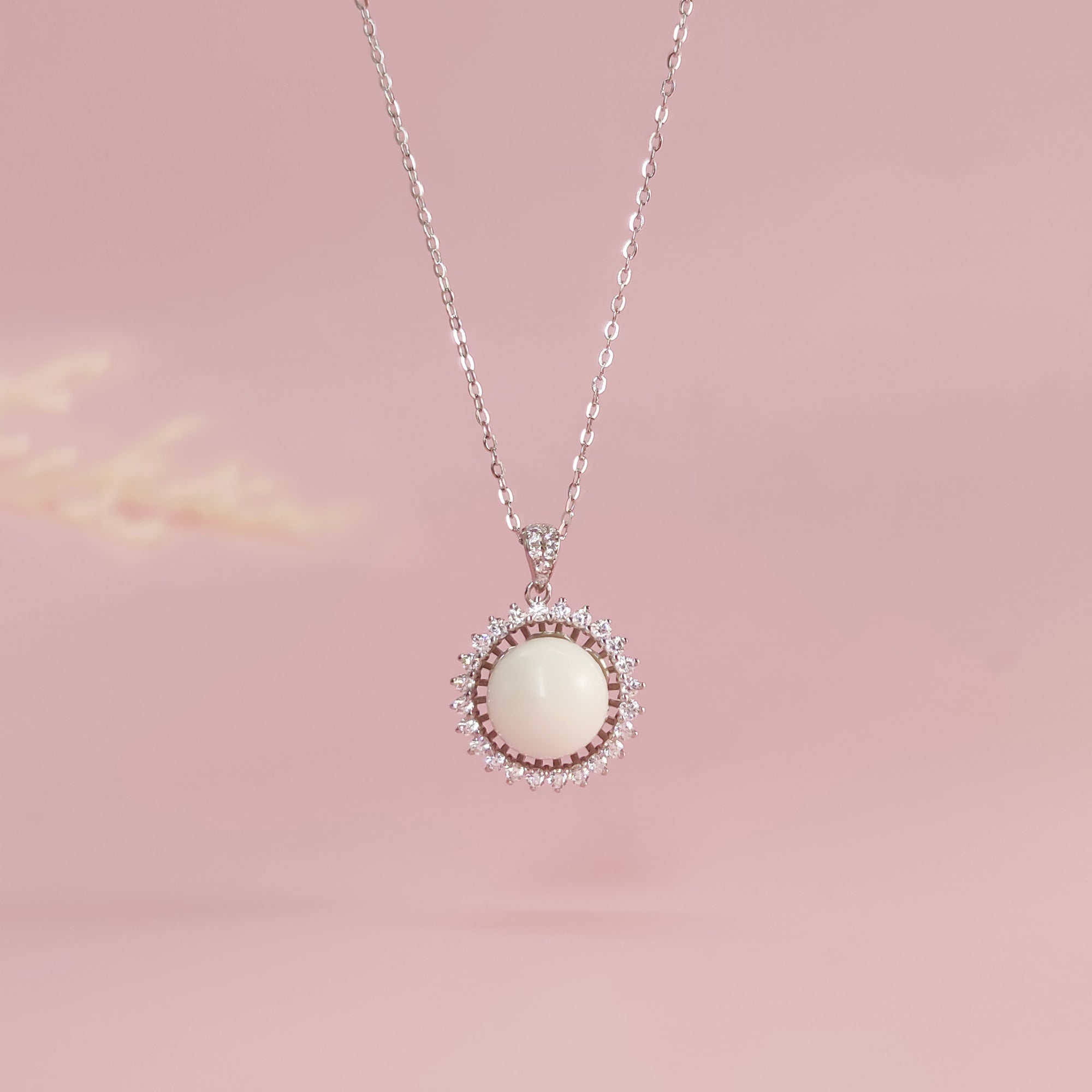 Pearlescent Moments: Breastmilk Necklace