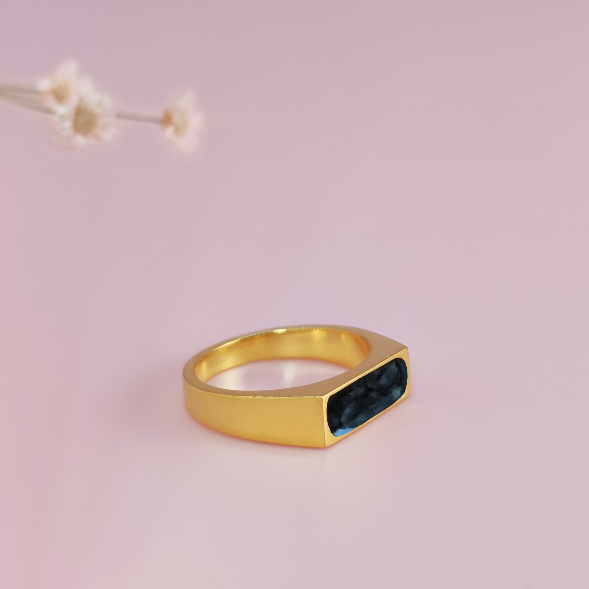 Radiant Horizon: Ashes Ring for Men
