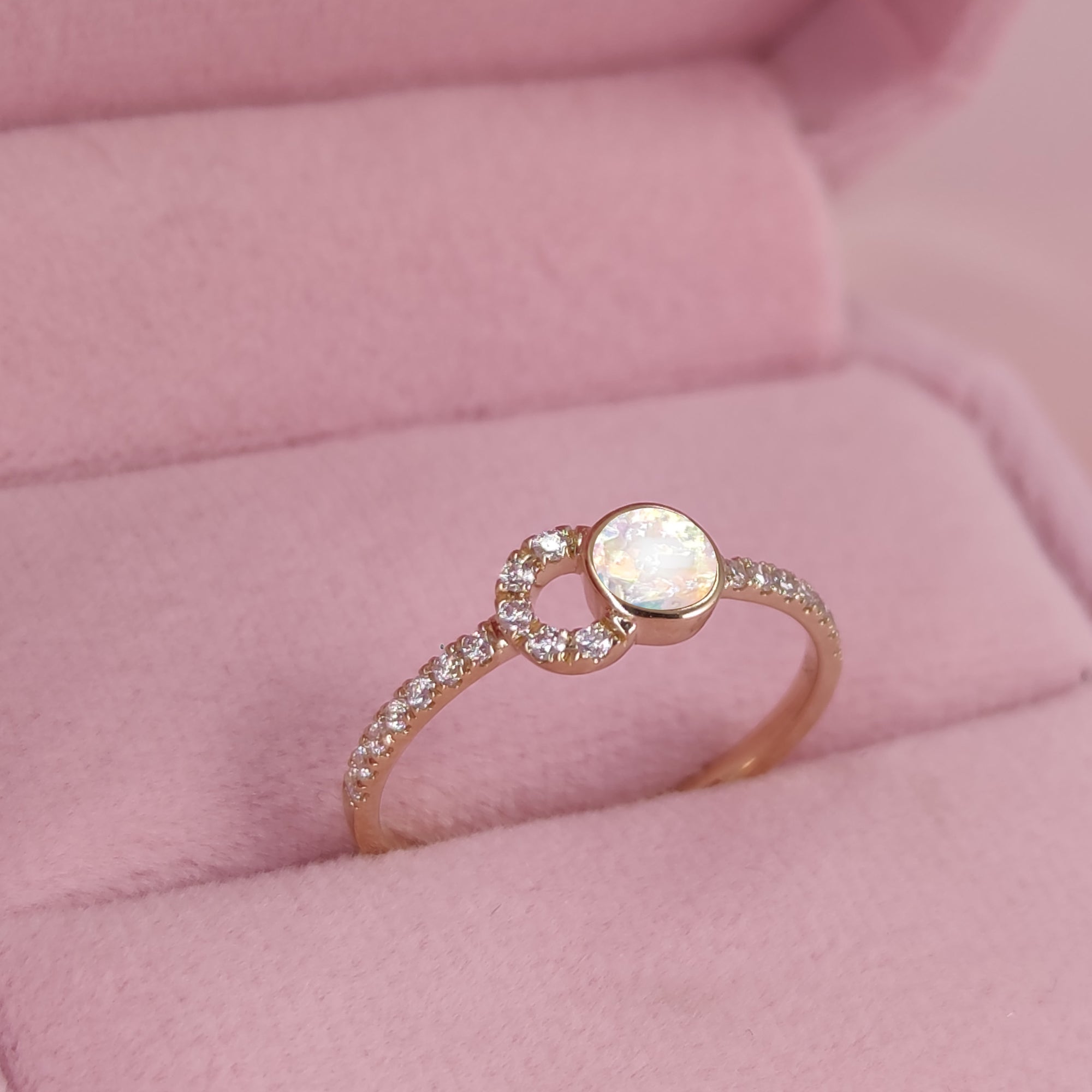Ashes Mirage: Gold Ashes Ring