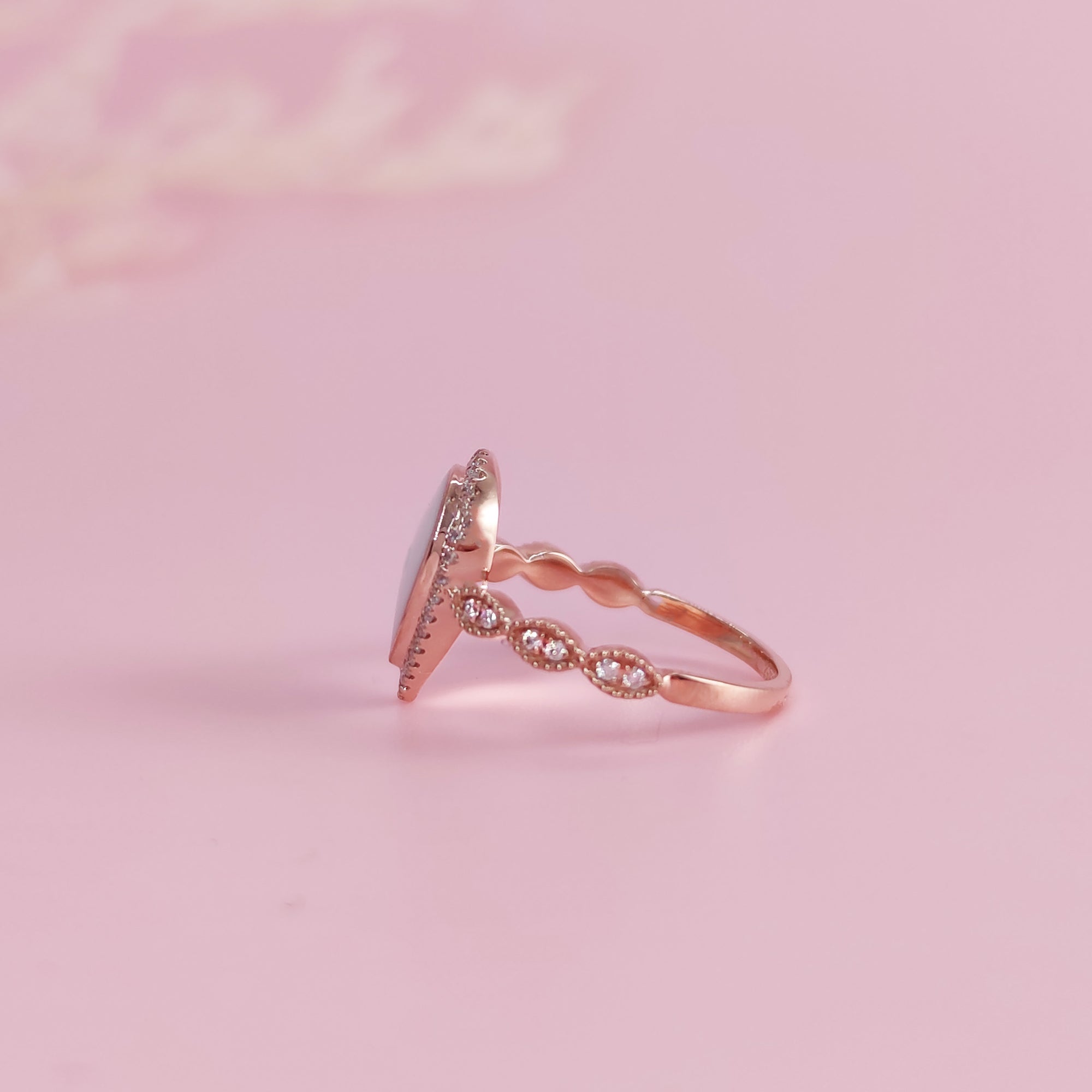 Lumina Essence: Anillo para la leche materna