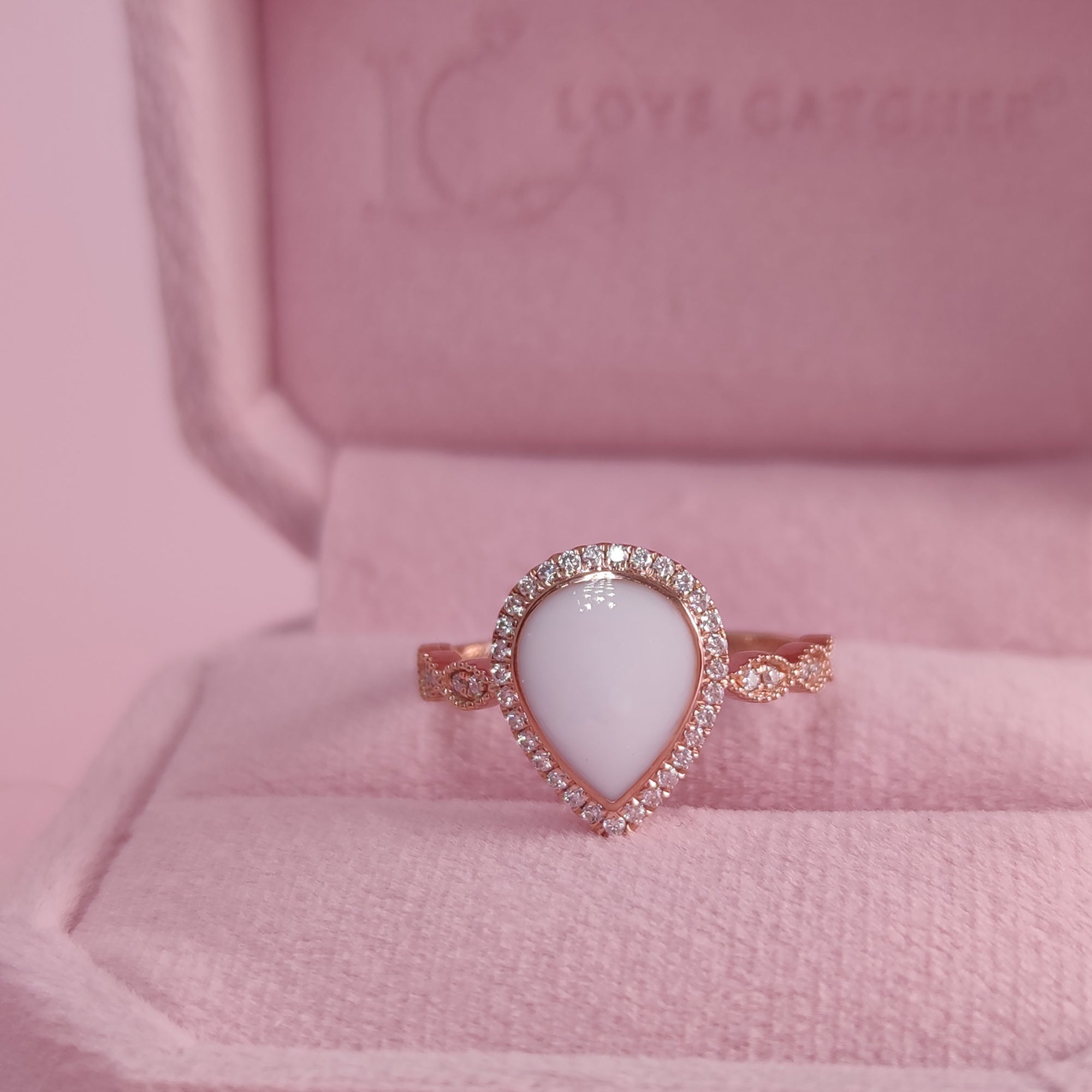 Lumina Essence: Anillo para la leche materna