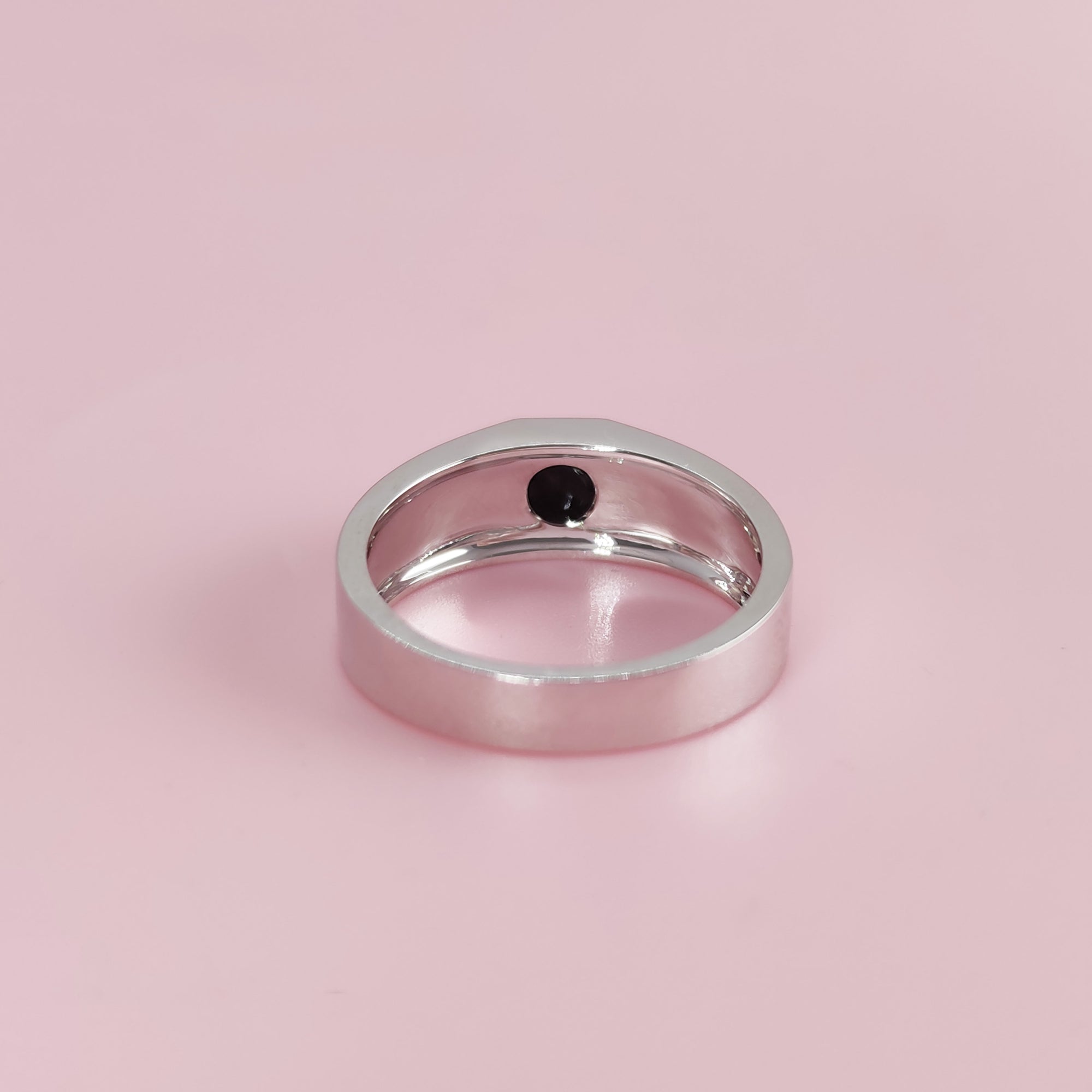 Treasured Echo: Men's Ashes Ring