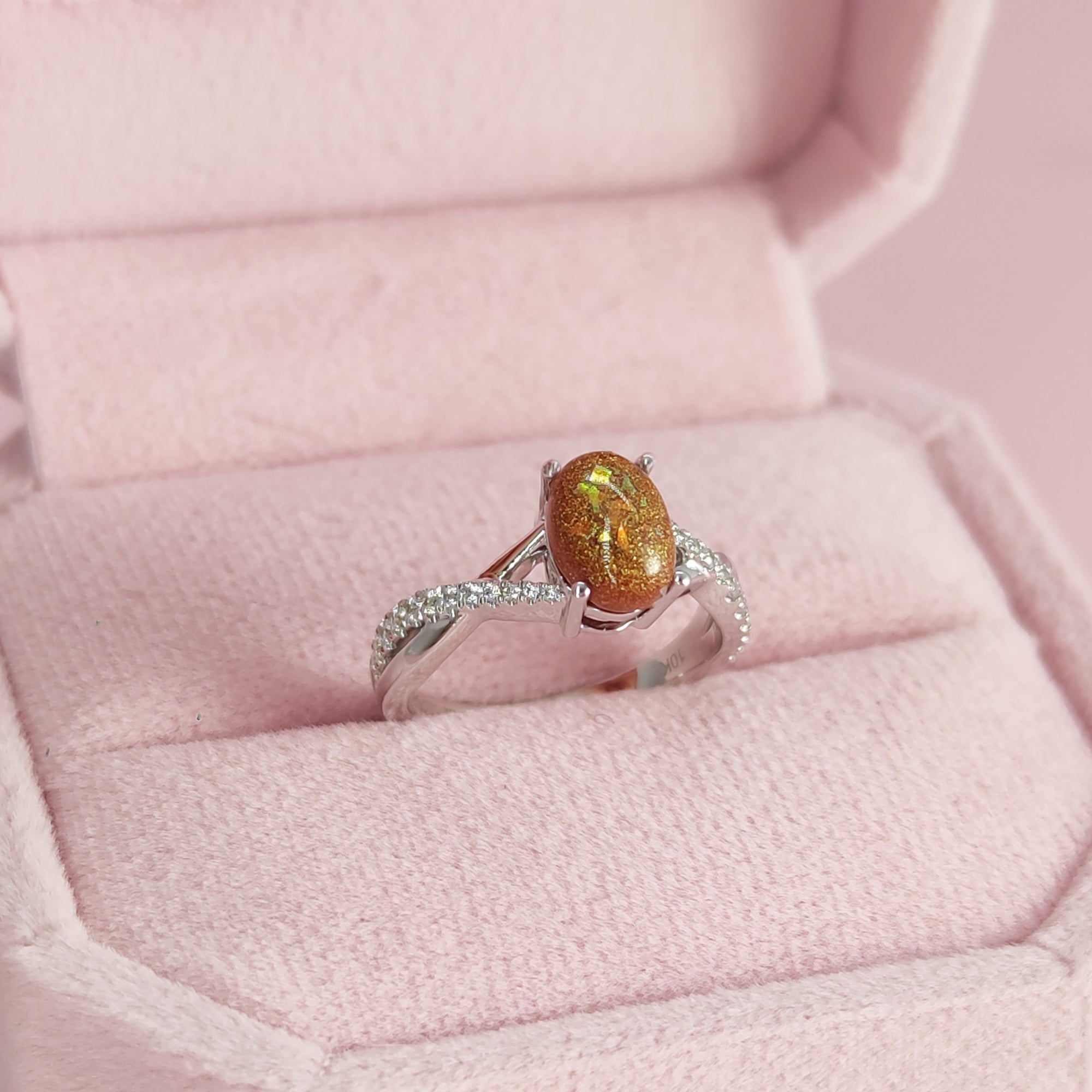 Ewige Berührung: Aschering